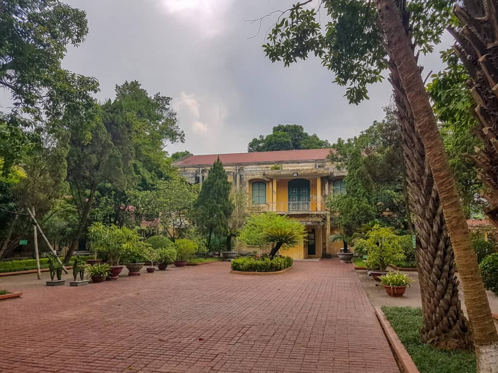 Altes Haus innerhalb der Zitadelle in Hanoi